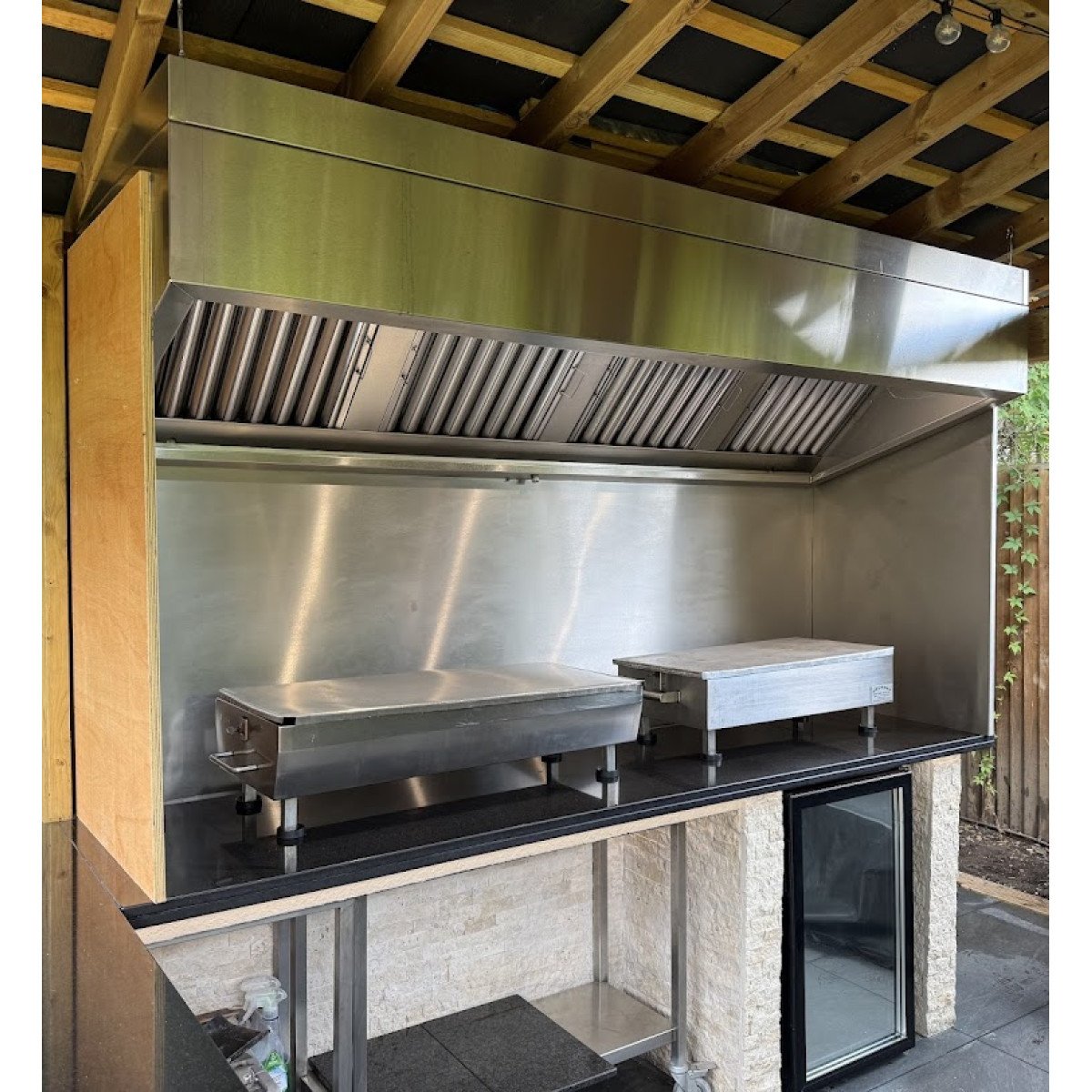 BBQ Extractor Hood 1500mm with Motor BBQ Extractor Hood 1500mm with Motor